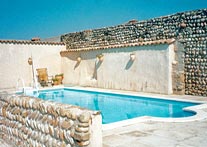 La piscine - Gîtes de charme provençales