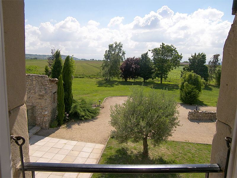 Cliquer pour fermer la fentre -  Jardin Gite Provence